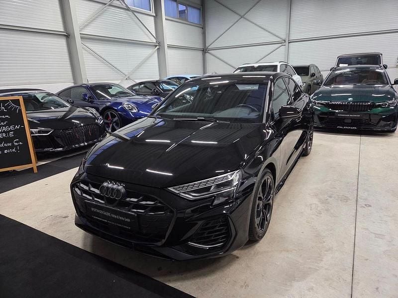Gebraucht Audi S3 Sport 333 PS (244 kW) 2024 Mythosschwarz metallic Limousine