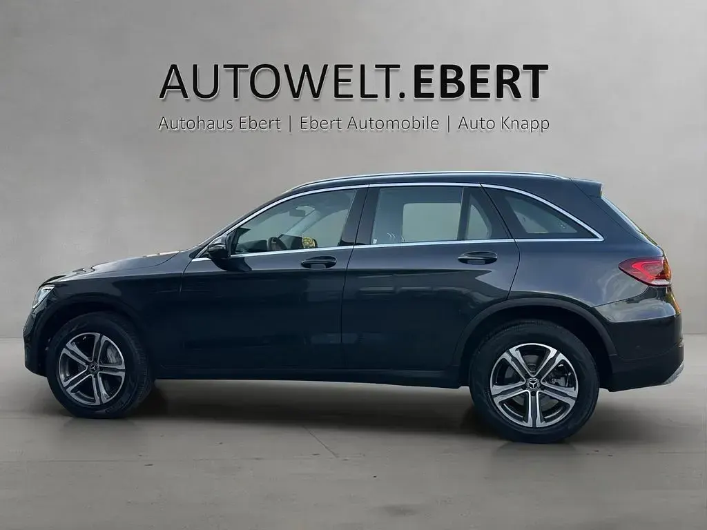 Gebraucht Mercedes GLC300 Business 211 PS (155 kW) 2021 Grau SUV