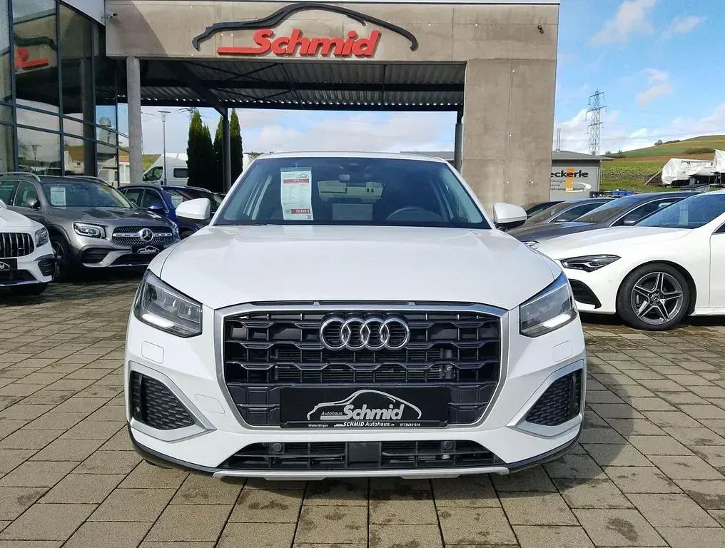 Second-hand Audi Q2 Advanced 150 CP (110 kW) 2025 Alb SUV