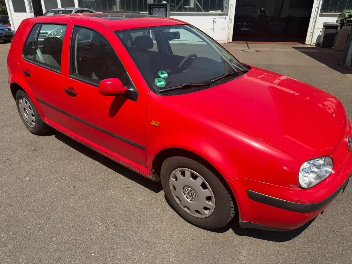 Gebraucht VW Golf III 75 PS (55 kW) 1998 Rot Limousine