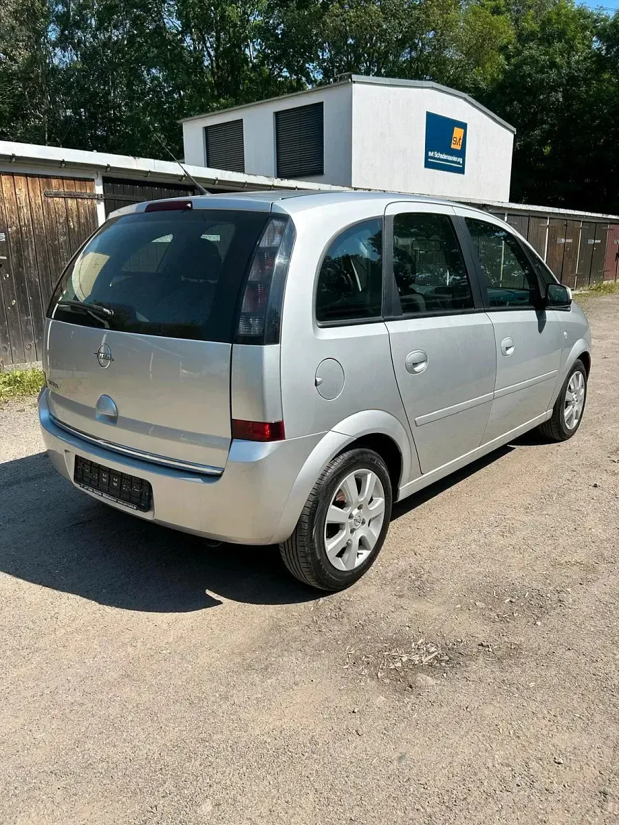 Gebraucht Opel Meriva 105 PS (77 kW) 2006 Van / Kleinbus