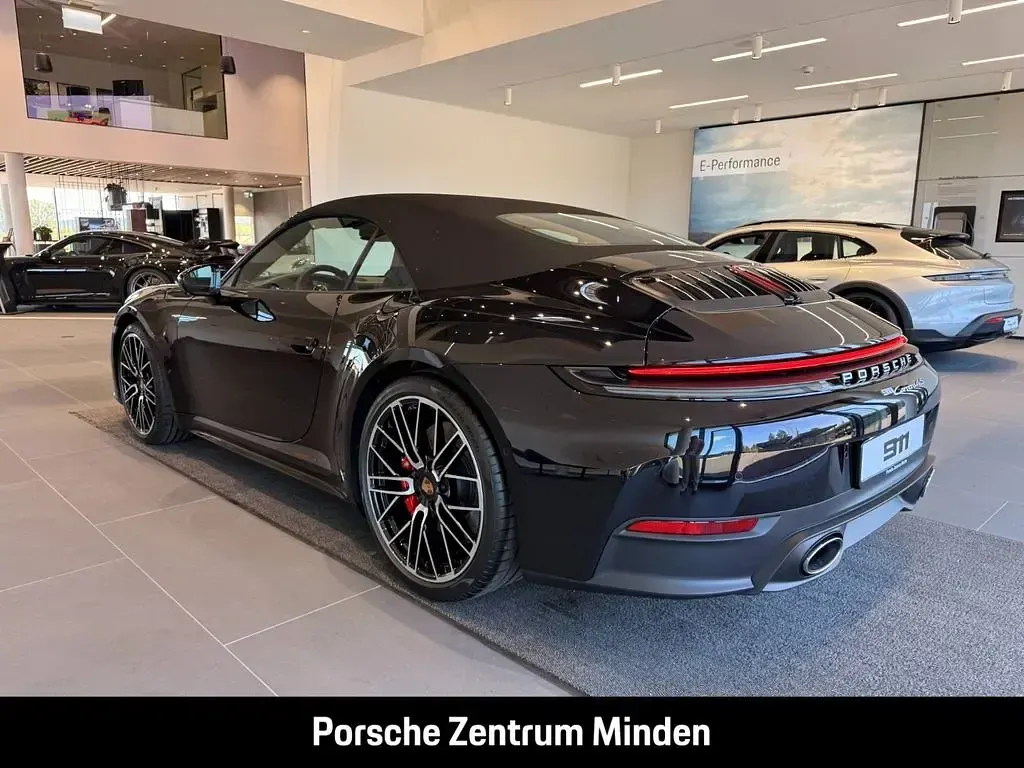 Neu Porsche 911 Carrera 4S Cabriolet 480 PS (353 kW) 2026 Schwarz Cabrio