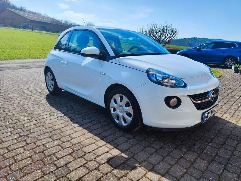 Gebraucht Opel Adam 69 PS (50 kW) 2013 Weiß Kleinwagen