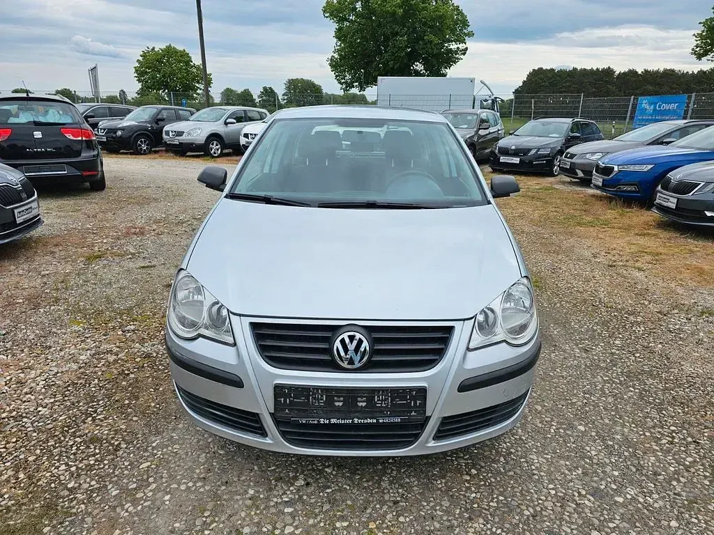 Używany VW Polo Trendline 75 KM (55 kW) 2005 Srebrny Hatchback