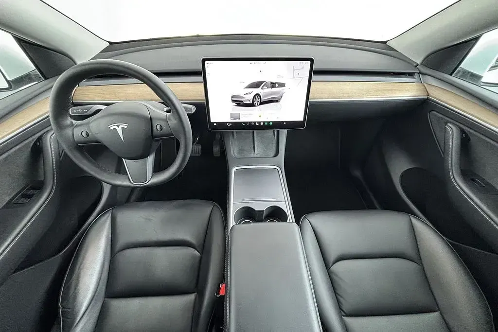 Gebraucht Tesla Model Y Long Range AWD 258 kW (351 PS) 2022 Weiß SUV