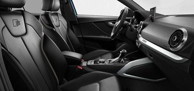 Gebraucht Audi Q2 S-Line 190 PS (139 kW) 2022 Blau SUV