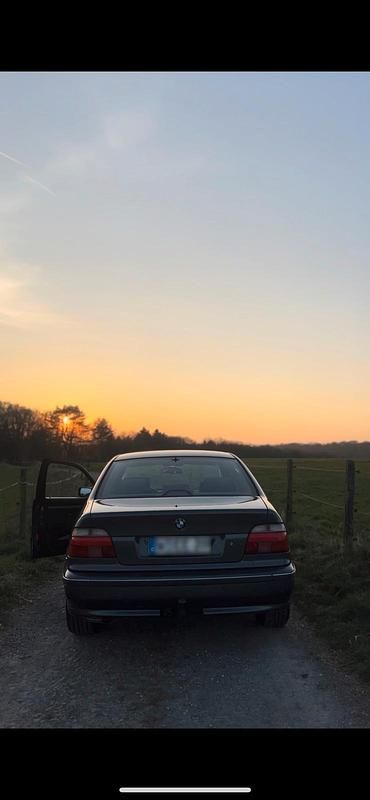 Gebraucht BMW 530 184 PS (135 kW) 2000 Grau Limousine