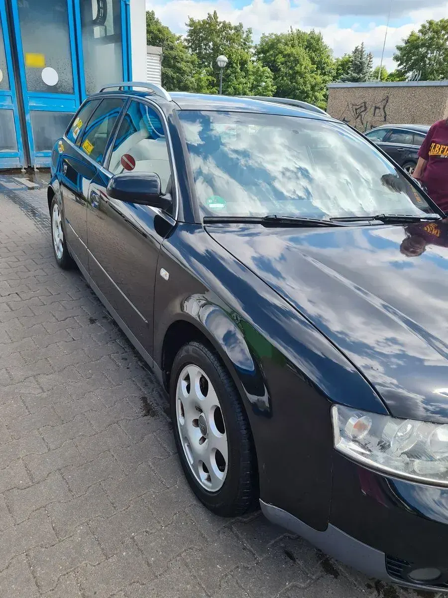 Gebraucht Audi A4 220 PS (161 kW) 2001 Schwarz Kombi
