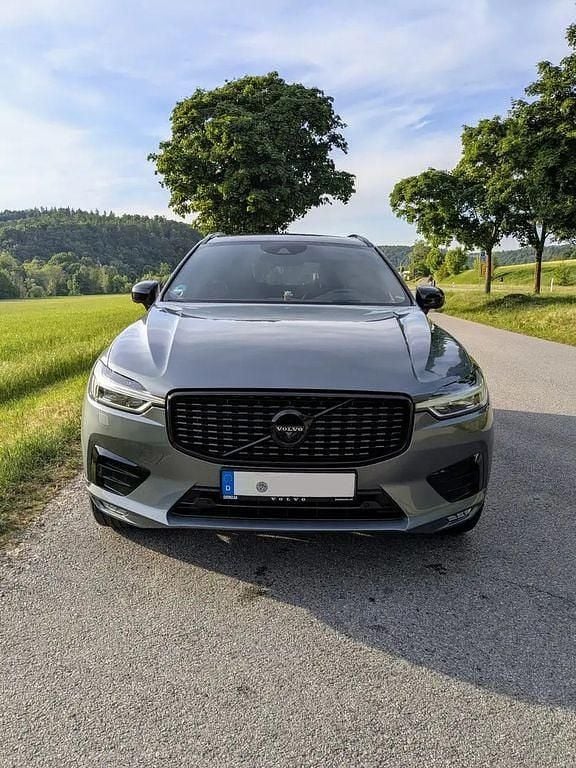 Grau Gebraucht 2018 Volvo XC60 R-Design SUV | 19.980 € (Superpreis) - Bild 1/4