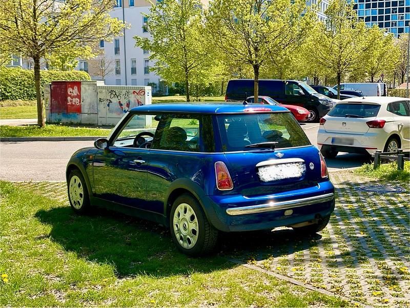 Usado Mini ONE 90 HP (66 kW) 2003 Azul Citadino