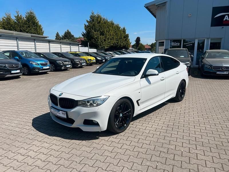Weiß Gebraucht 2014 BMW 318 Gran Turismo M Sport Limousine | 15.500 € (Fairer Preis) - Bild 1/4