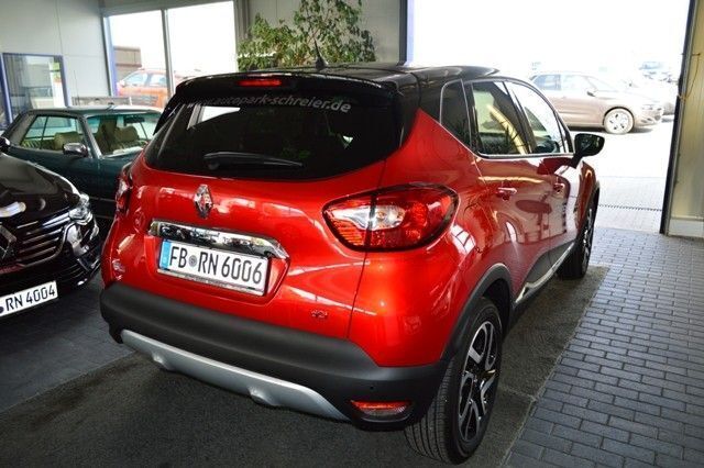 Gebraucht Renault Captur XMOD 110 PS (80 kW) 2016 Rot metallic SUV