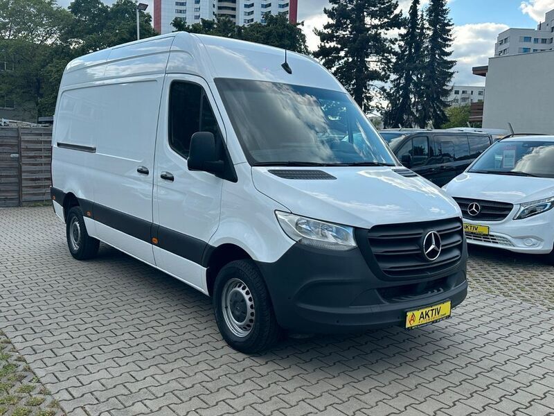 Arktikweiss Gebraucht 2021 Mercedes Sprinter Van | 25.890 € (Fairer Preis) - Bild 1/4