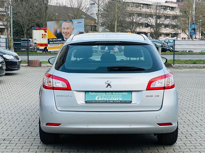 Gebraucht Peugeot 508 SW Active 163 PS (119 kW) 2014 Grau Kombi