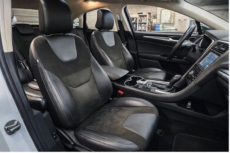 Gebraucht Ford Mondeo 209 PS (153 kW) 2016 Weiß Limousine