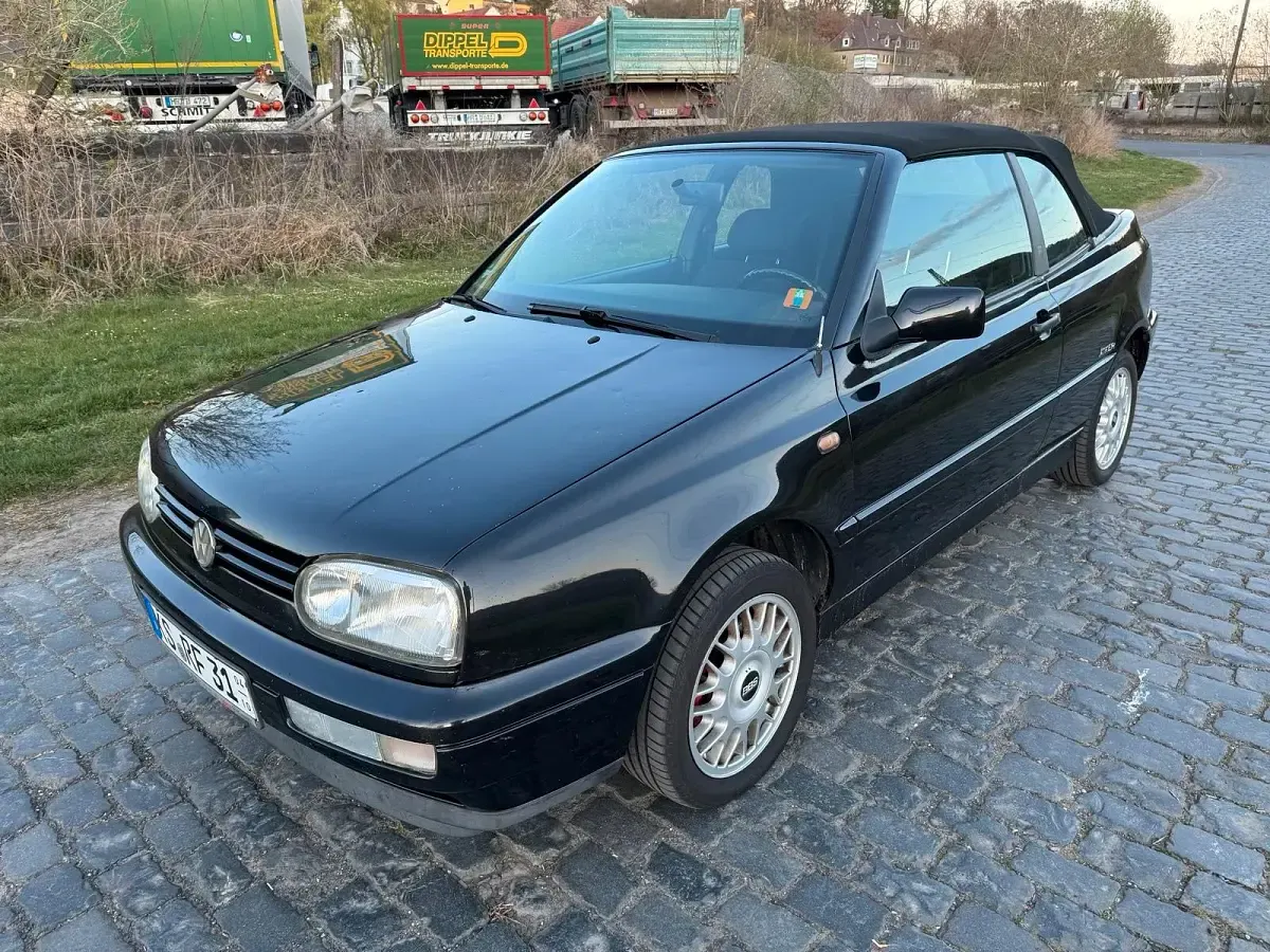 Gebraucht VW Golf Cabriolet 75 PS (55 kW) 1997 Schwarz Cabrio