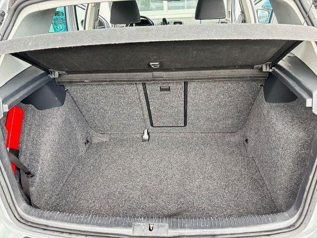 Gebraucht VW Golf VII Match 105 PS (77 kW) 2012 Silber Limousine