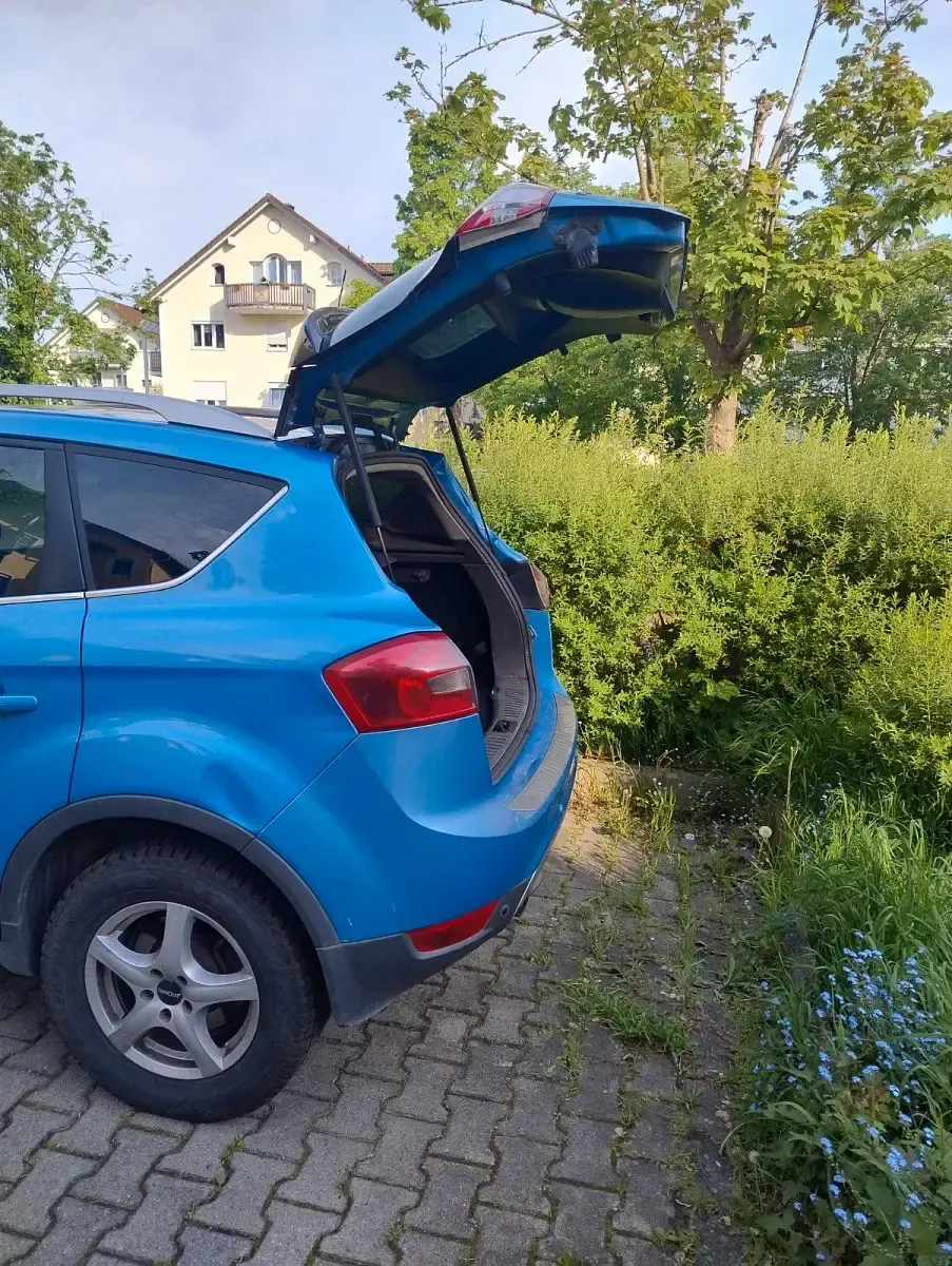Gebraucht Ford Kuga Titanium 136 PS (100 kW) 2008 Blau SUV