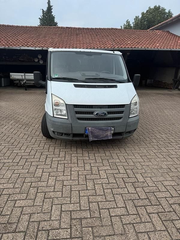 Weiß Gebraucht 2011 Ford Transit Van / Kleinbus | 5.000 € (Fairer Preis) - Bild 1/4
