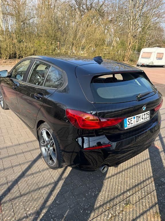 Gebraucht BMW 118 Advantage 140 PS (102 kW) 2020 Schwarz Kleinwagen
