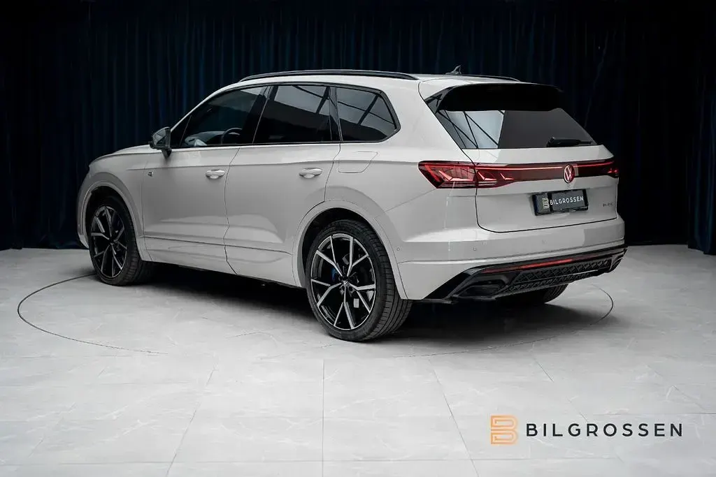 Gebraucht VW Touareg R 462 PS (339 kW) 2025 Beige SUV