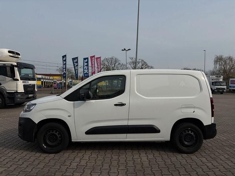 Gebraucht Citroën Berlingo 102 PS (75 kW) 2021 Weiß Van / Kleinbus