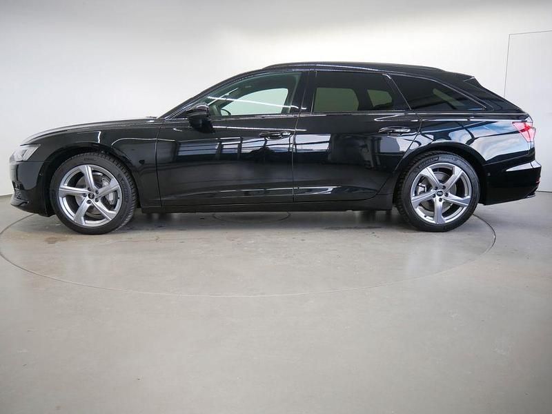 Gebraucht Audi A6 Advanced 245 PS (180 kW) 2025 Mythosschwarz metallic Kombi