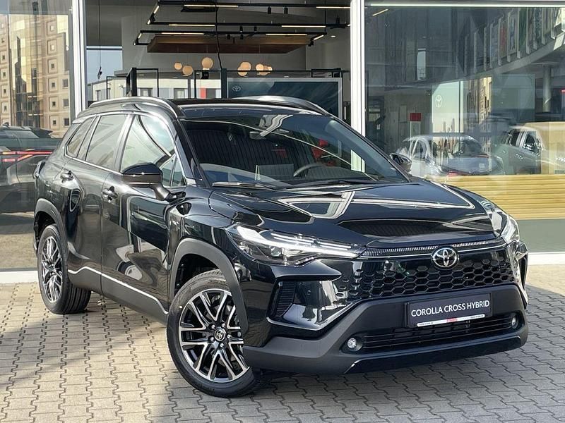 Neu Toyota Corolla Cross 178 PS (130 kW) 2026 Black mica metallic SUV
