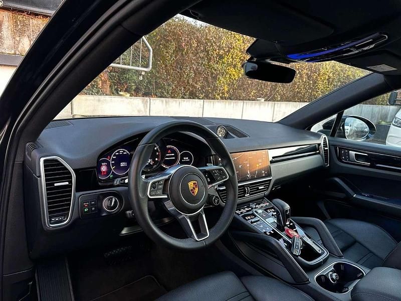Gebraucht Porsche Cayenne E-Hybrid Coupe 340 PS (250 kW) 2021 Tiefschwarz metallic Coupé