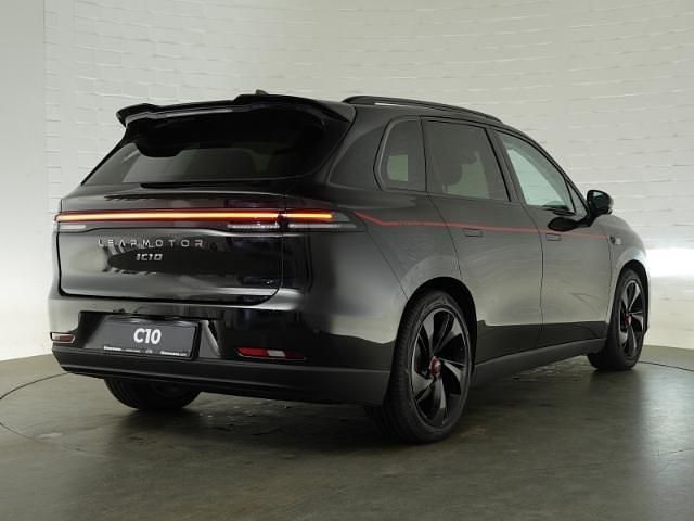 Neu Leapmotor C10 439 kW (598 PS) 2026 Metallic black SUV