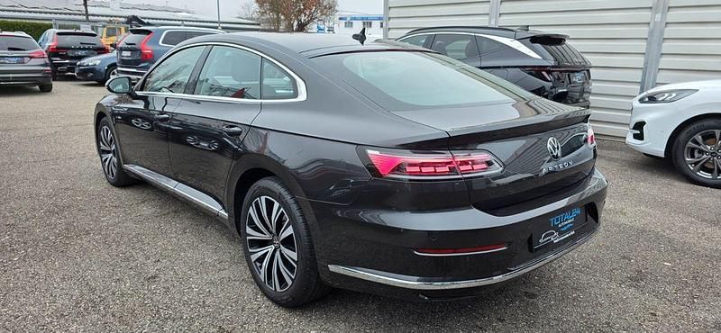 Gebraucht VW Arteon Elegance 150 PS (110 kW) 2021 Grau Limousine