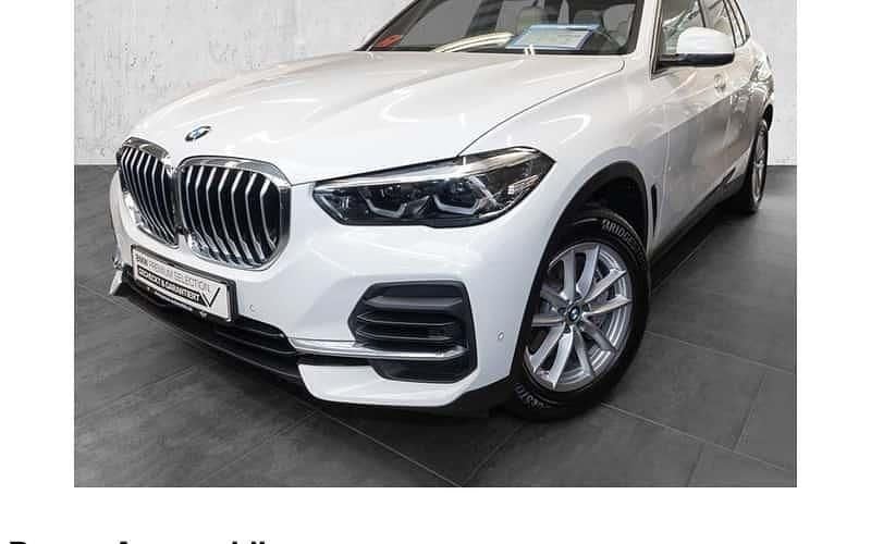 Weiß Gebraucht 2022 BMW X5 Sport Line SUV | 54.880 € (Superpreis) - Bild 1/4