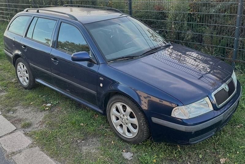 Gebraucht Skoda Octavia 90 PS (66 kW) 2001 Blau Kombi