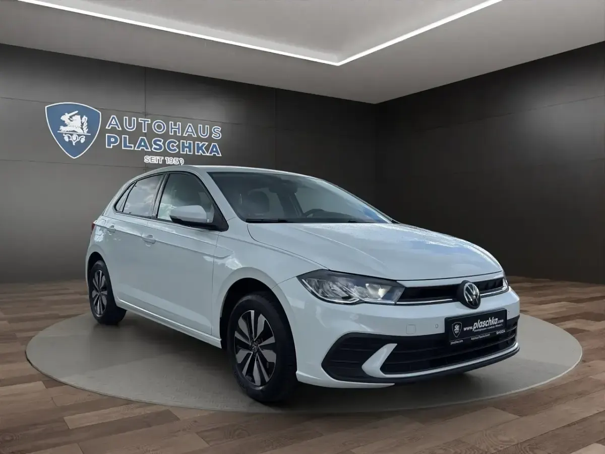 Gebraucht VW Polo Move 80 PS (58 kW) 2024 Pure white (weiß) Kleinwagen
