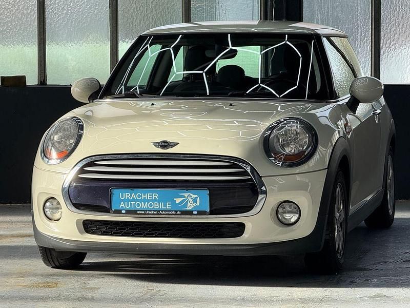 Weiß Gebraucht 2014 Mini Cooper D Kleinwagen | 7.490 € (Fairer Preis) - Bild 1/4
