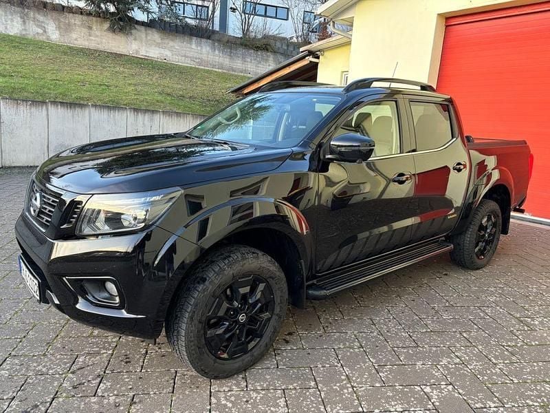 Schwarz Gebraucht 2019 Nissan Navara N-Guard Abholung | 22.699 € (Guter Preis) - Bild 1/4