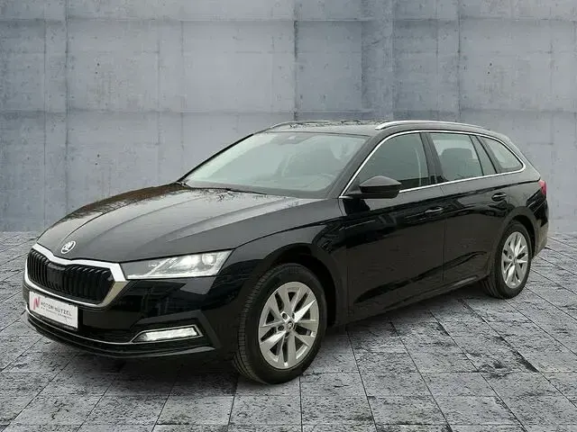 Gebraucht Skoda Octavia First Edition 150 PS (110 kW) 2020 Schwarz Kombi