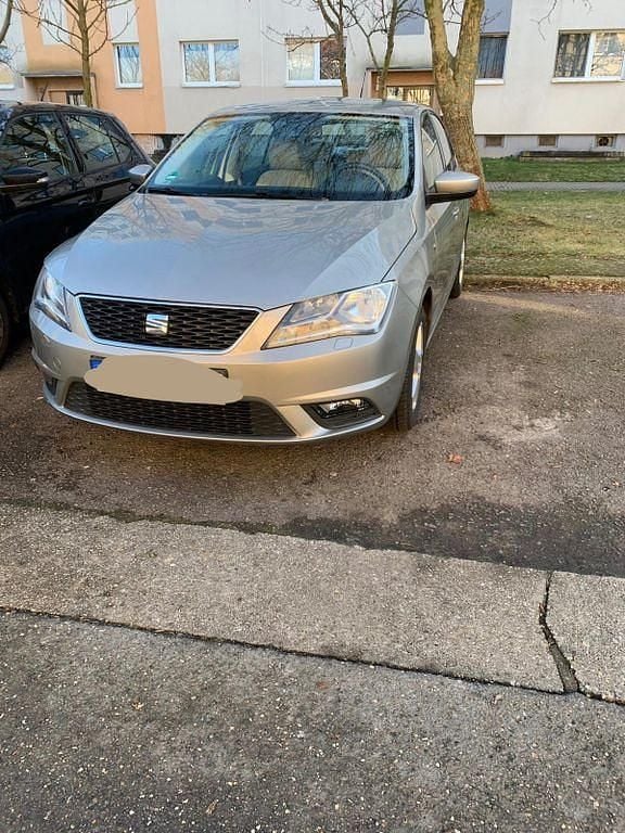 Gebraucht Seat Toledo Sun 122 PS (89 kW) 2014 Beige Limousine