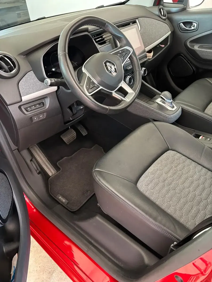 Gebraucht Renault Zoe Experience 51 kW (70 PS) 2021 Rot Kleinwagen