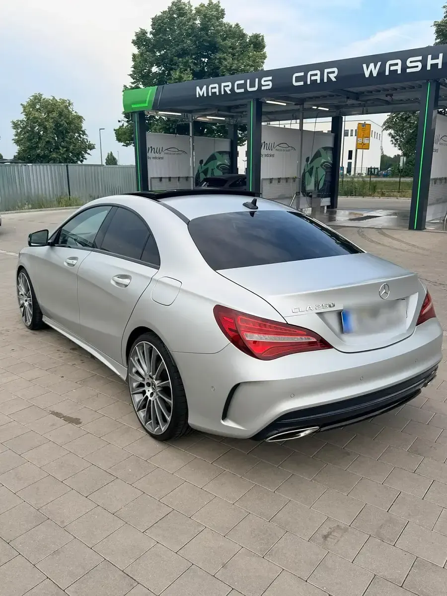 Gebraucht Mercedes CLA250 AMG line 211 PS (155 kW) 2018 Grau Coupé