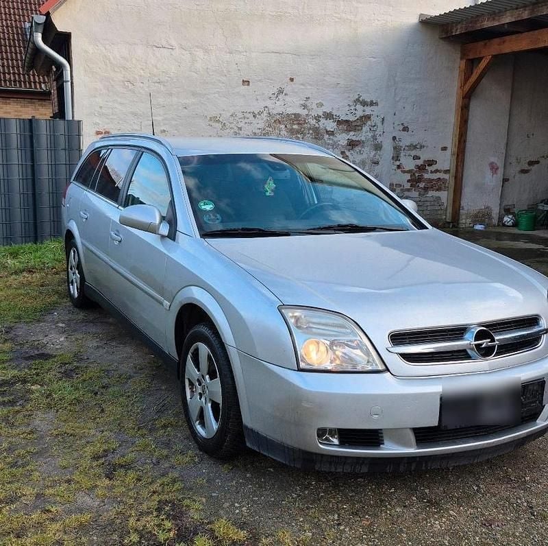 Gebraucht Opel Vectra 155 PS (114 kW) 2004 Silber Kombi