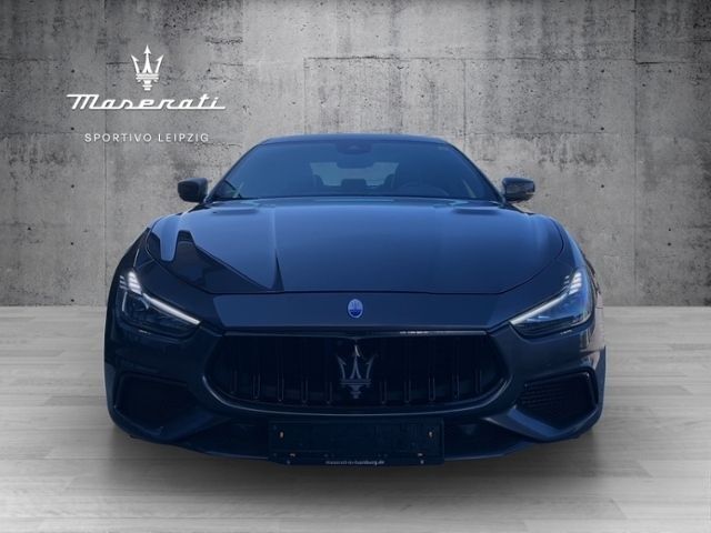Grau Gebraucht 2021 Maserati Ghibli Coupé | 79.799 € (Superpreis) - Bild 1/4