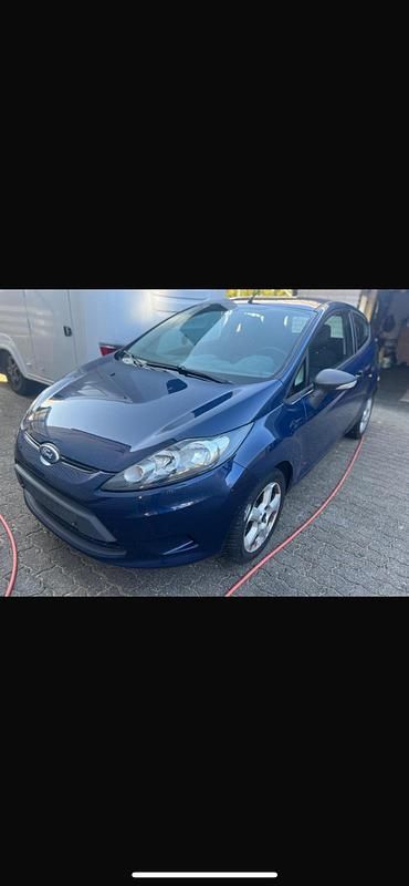 Gebraucht Ford Fiesta 2009 Blau Kleinwagen