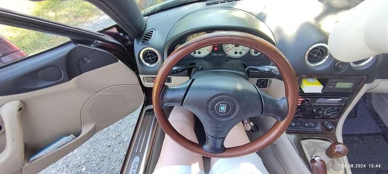 Gebraucht Mazda MX5 110 PS (80 kW) 2000 Rot Cabrio