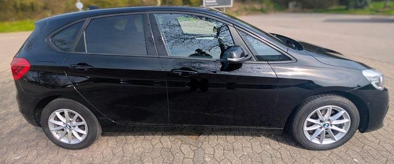 Gebraucht BMW 220 Active Tourer 192 PS (141 kW) 2018 Schwarz Van / Kleinbus