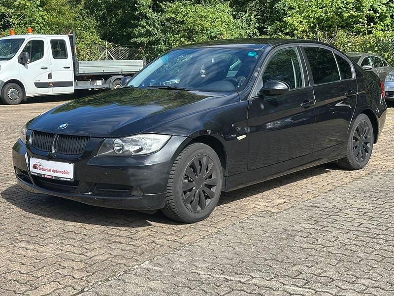 Schwarz Gebraucht 2005 BMW 318 Limousine | 2.999 € (Fairer Preis) - Bild 1/4