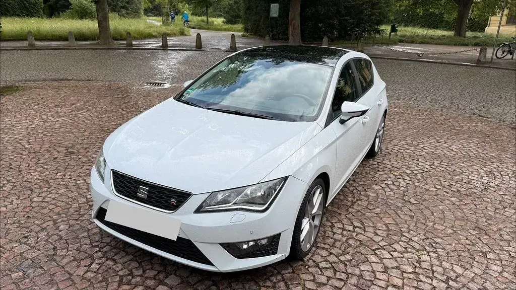 Gebraucht Seat Leon FR 140 PS (102 kW) 2014 Weiß Limousine