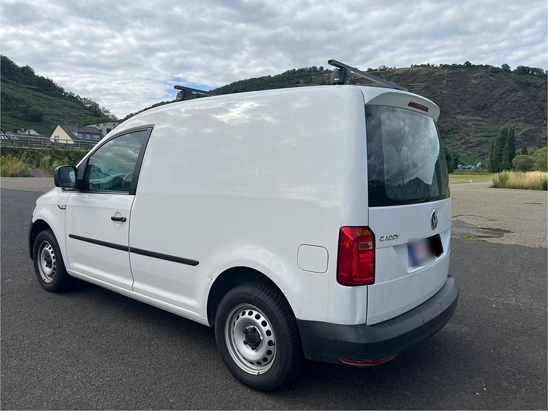 Gebraucht VW Caddy 102 PS (75 kW) 2020 Weiß Van / Kleinbus