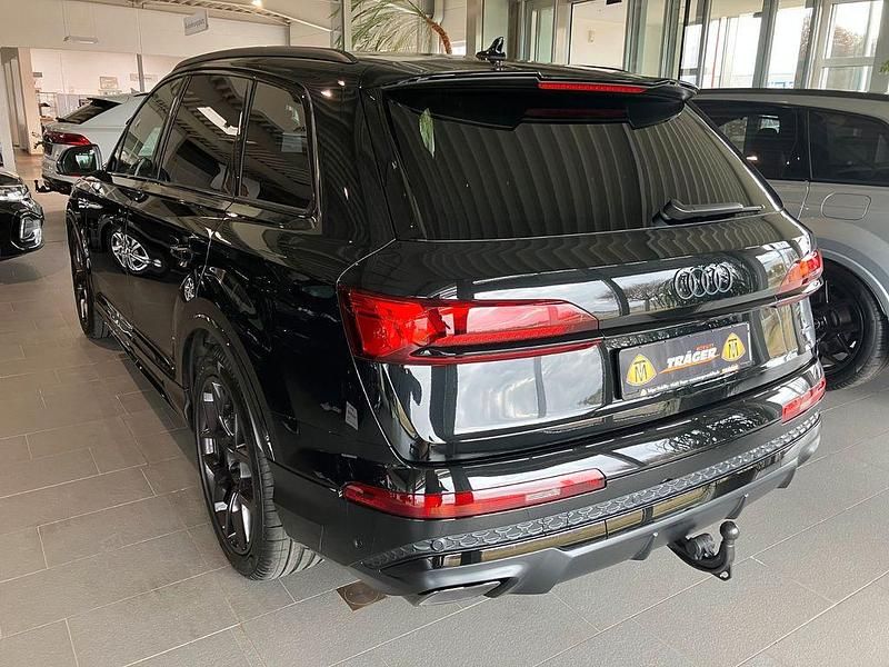 Neu Audi Q7 S-Line 286 PS (210 kW) 2025 Schwarz SUV