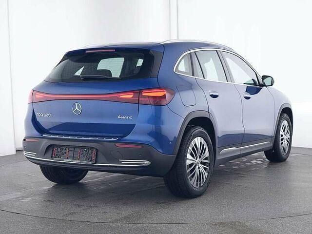 Gebraucht Mercedes EQA300 Progressive 167 kW (228 PS) 2024 Blau SUV